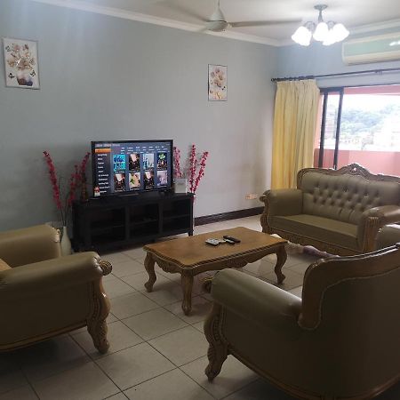 Homestay Marina Court Kota Kinabalu Exterior photo