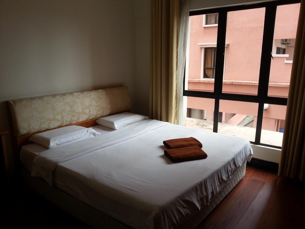 Homestay Marina Court Kota Kinabalu Exterior photo